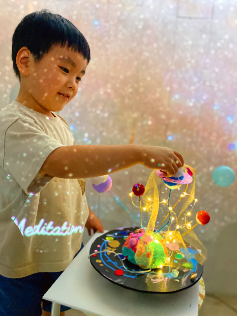 アルティキッズ　宇宙を作ったよ。